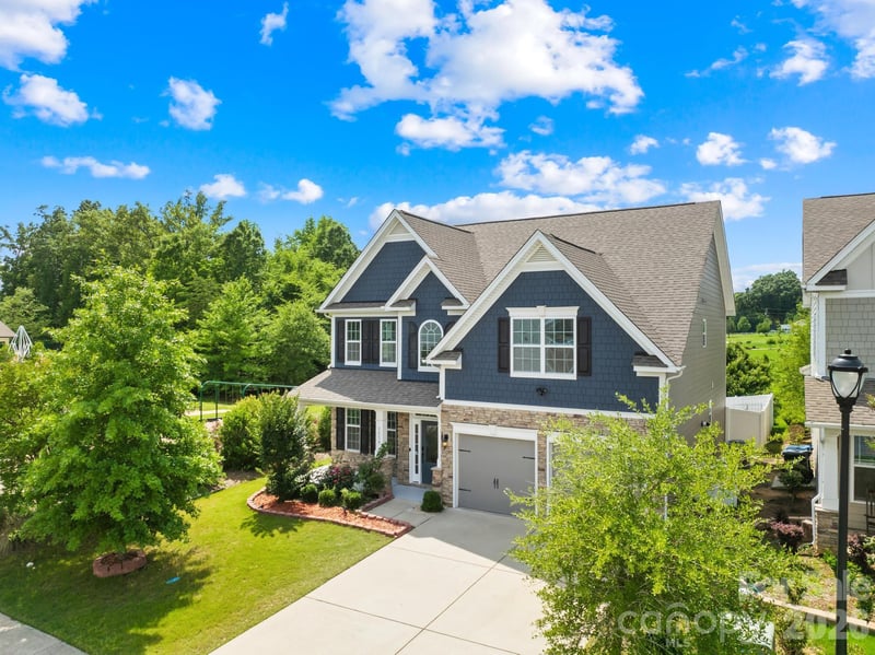1518 Fieldwood Dr, Fort Mill, SC 29708