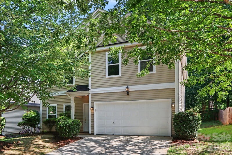 8120 Nikki Cole Dr, Charlotte, NC 28215