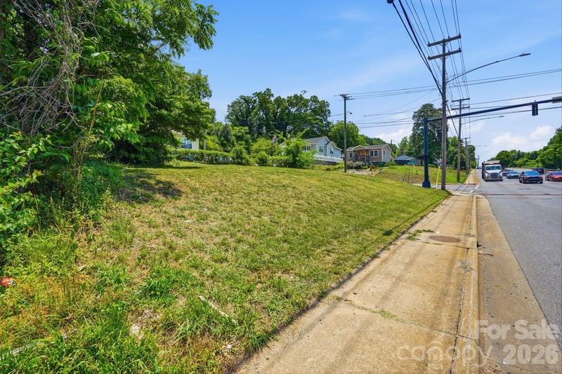 412 W Davidson Ave, Gastonia, NC 28052