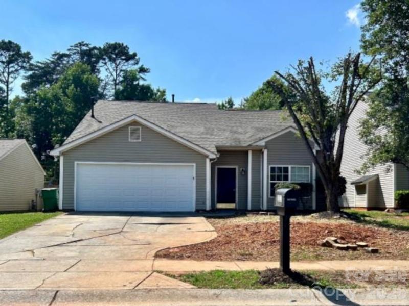 821 Lakehill Rd, Charlotte, NC 28214