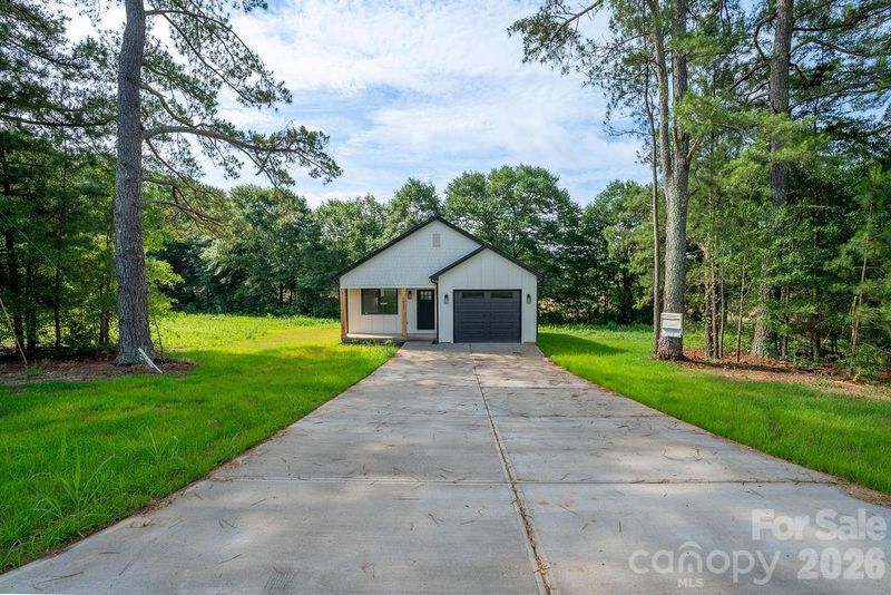 1831 Boy Scout Rd, Lincolnton, NC 28092