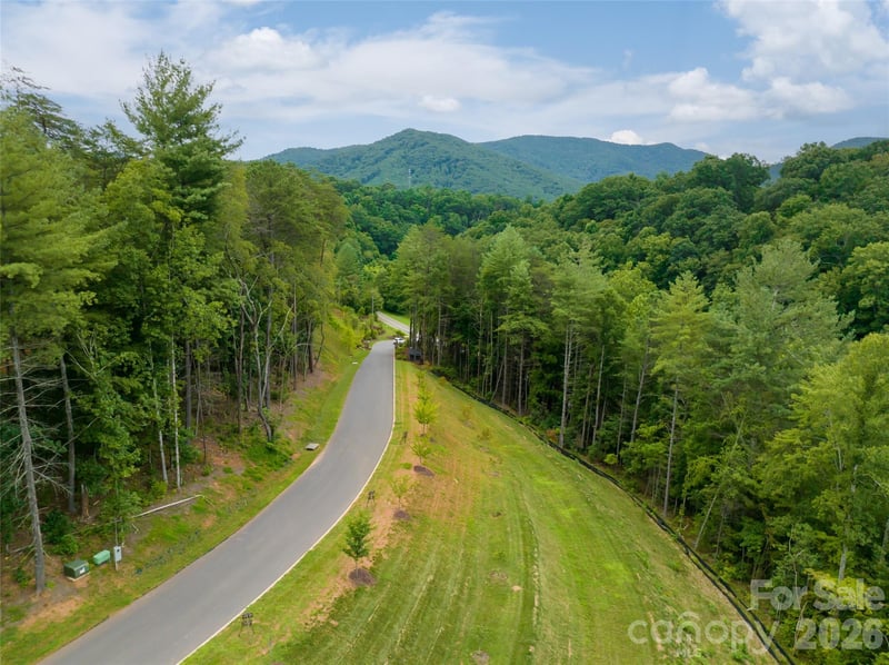 128 Riverbend Forest Dr #24, Asheville, NC 28805
