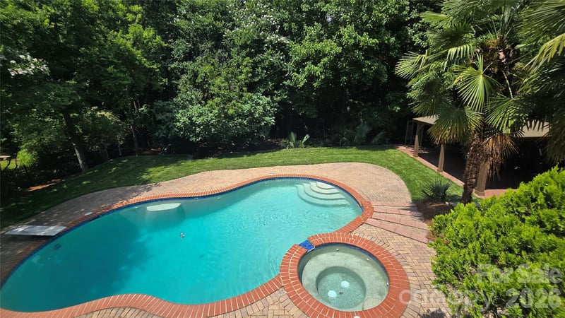 2814 Winding Oak Dr, Charlotte, NC 28270