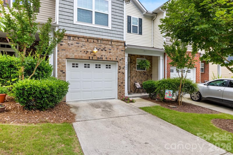 7044 Woodsbay Ln, Rock Hill, SC 29732