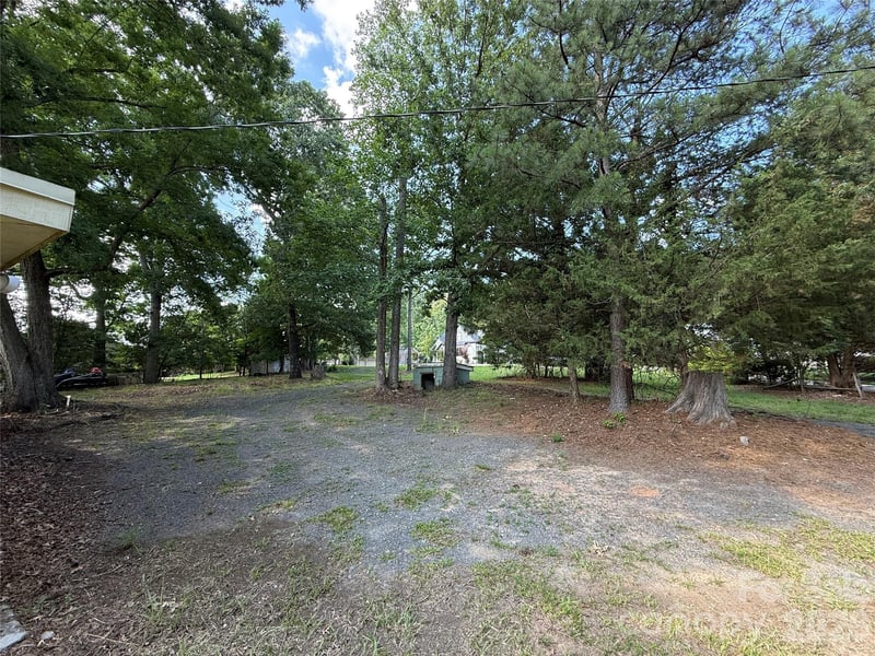 16411 Crosshaven Dr, Charlotte, NC 28278