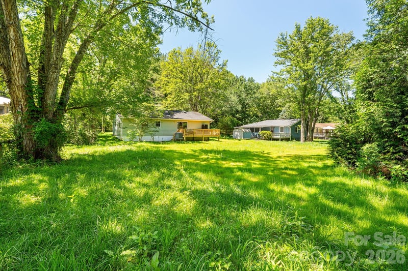 468 Beaverdam Rd, Asheville, NC 28804