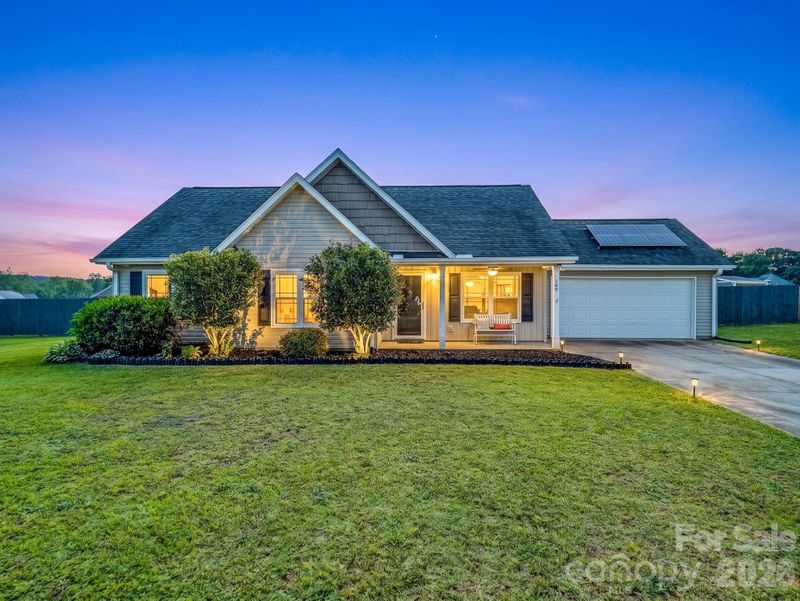 169 Oak Brook Ln, Gaffney, SC 29341