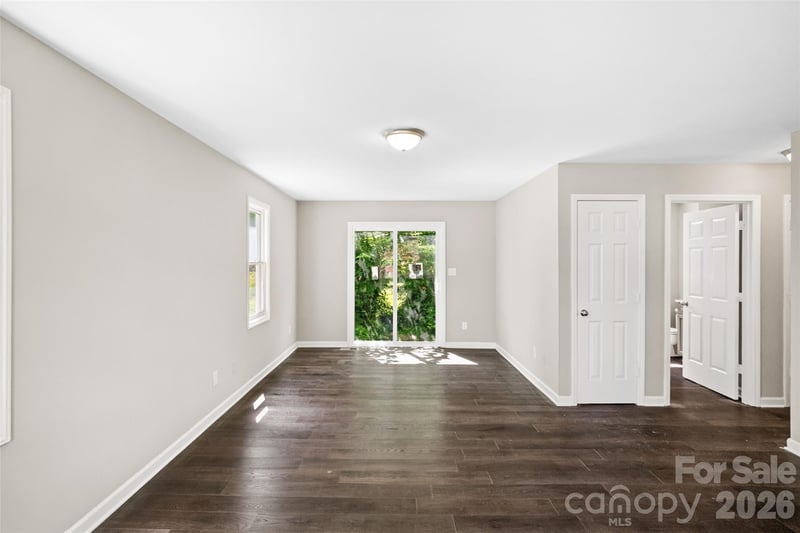 5516 Ilford St, Charlotte, NC 28215