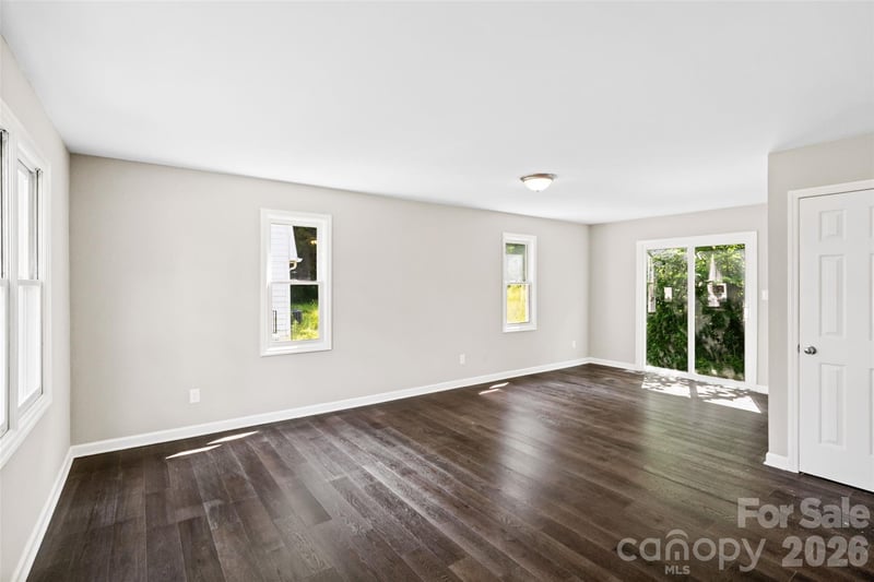 5516 Ilford St, Charlotte, NC 28215