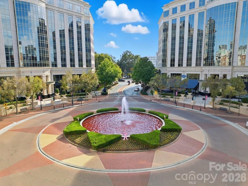 4620 Piedmont Row Dr #714, Charlotte, NC 28210
