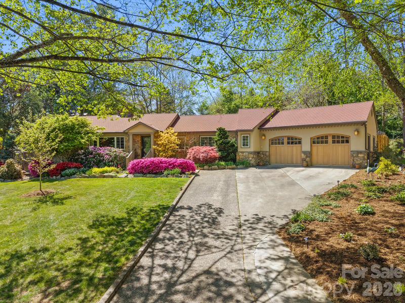 43 Martindale Rd, Asheville, NC 28804