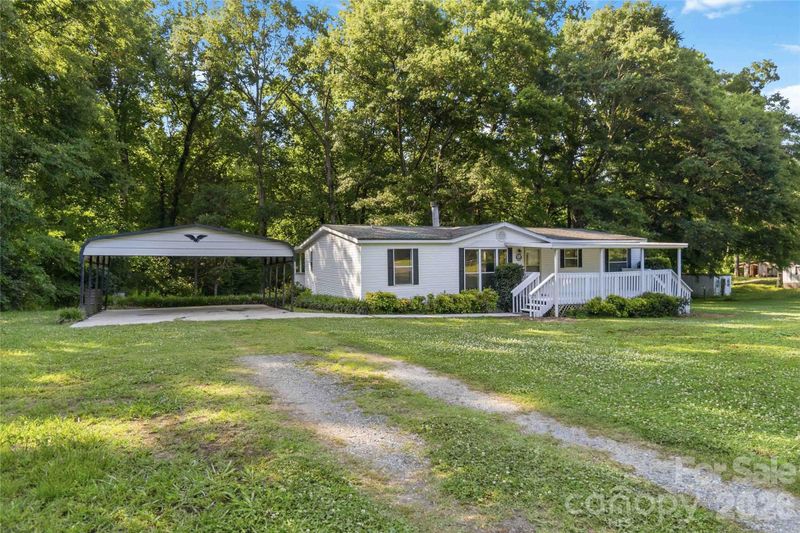 305 Southfork Meadows Rd, Gastonia, NC 28052