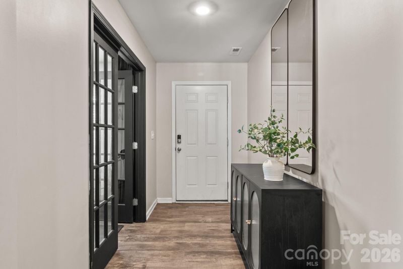 2916 Sherrills Stream Dr, Sherrills Ford, NC 28673