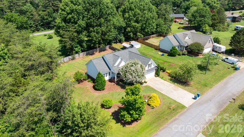 1621 Herbie Cir, Newton, NC 28658