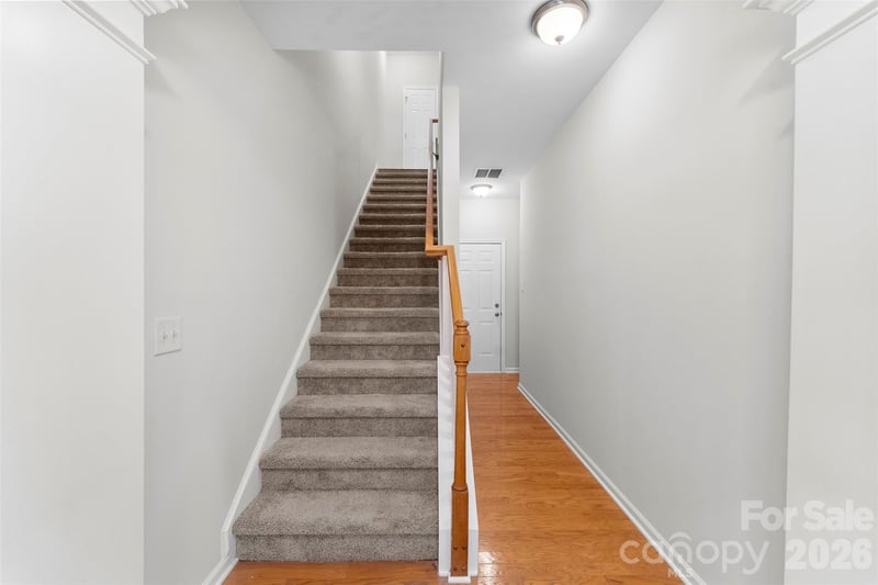 1960 Winpole Ln, Charlotte, NC 28273