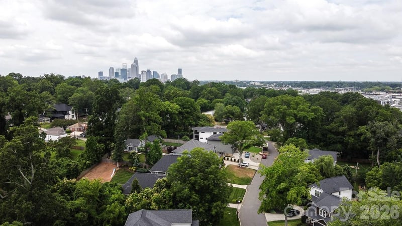 909 Drummond Ave, Charlotte, NC 28205