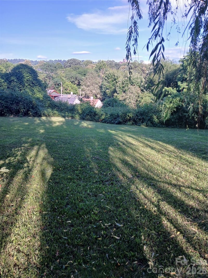 344 W Haywood St, Asheville, NC 28801