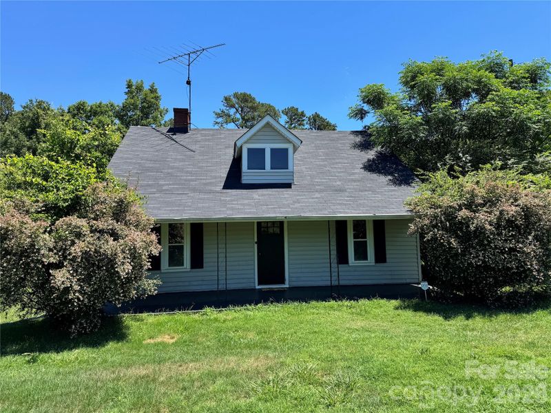 2834 Dan Brown Dr, Claremont, NC 28610