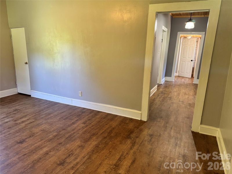 2834 Dan Brown Dr, Claremont, NC 28610