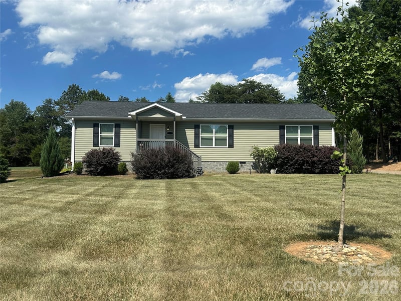 330 W Memorial Hw, Harmony, NC 28634