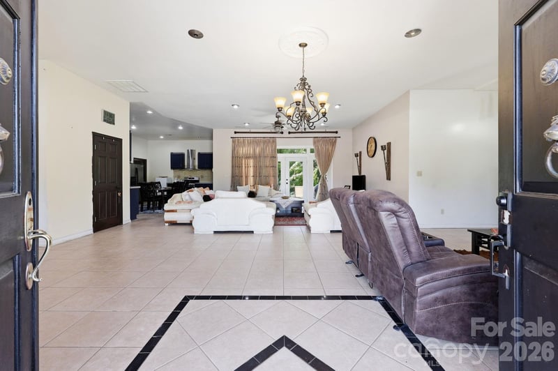 1803 Wilton Gate Dr, Charlotte, NC 28262