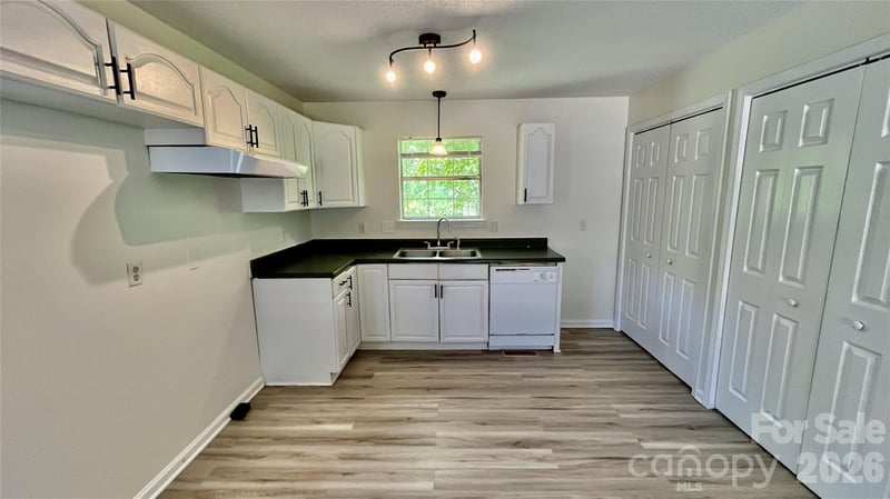 908 Green St, Salisbury, NC 28144