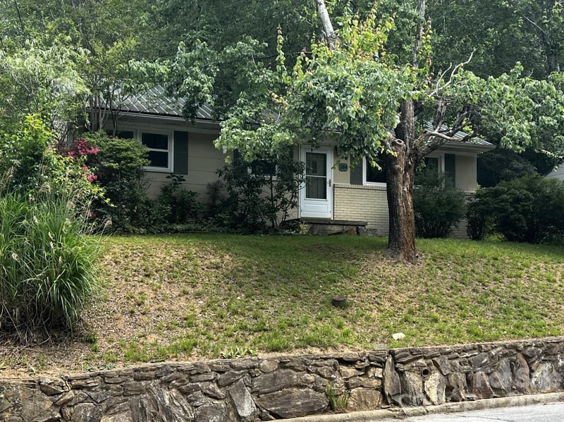 184 London Rd, Asheville, NC 28803
