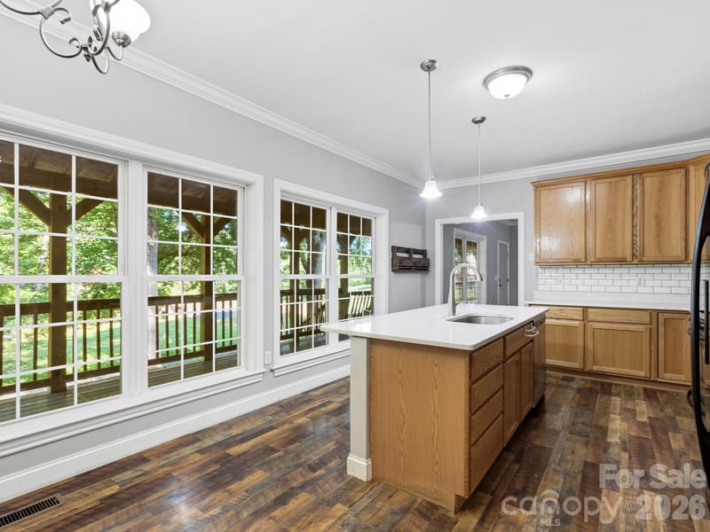 35 Cedar Farm Rd, Asheville, NC 28803