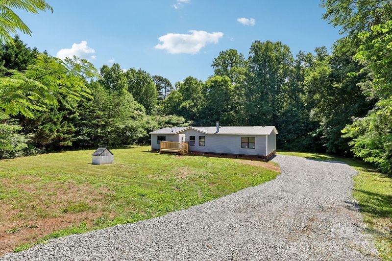4126 Ritchfield Dr, Lincolnton, NC 28092
