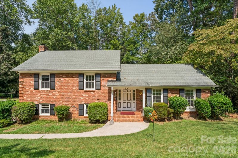 2815 Burnt Mill Rd, Charlotte, NC 28210