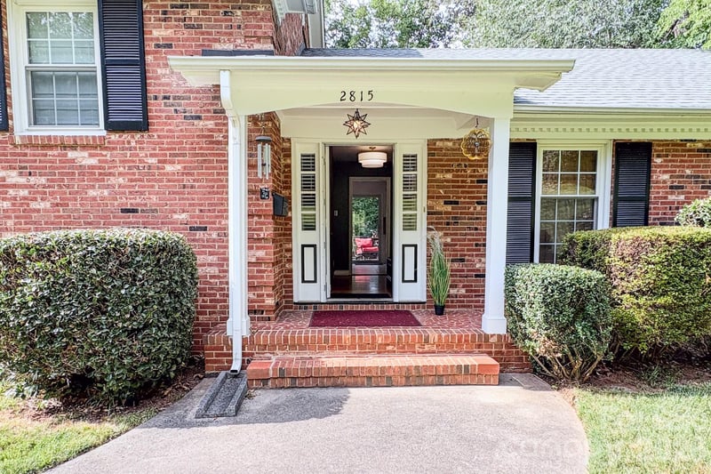 2815 Burnt Mill Rd, Charlotte, NC 28210