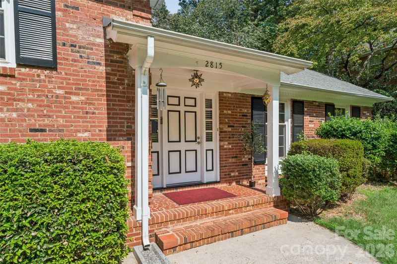 2815 Burnt Mill Rd, Charlotte, NC 28210