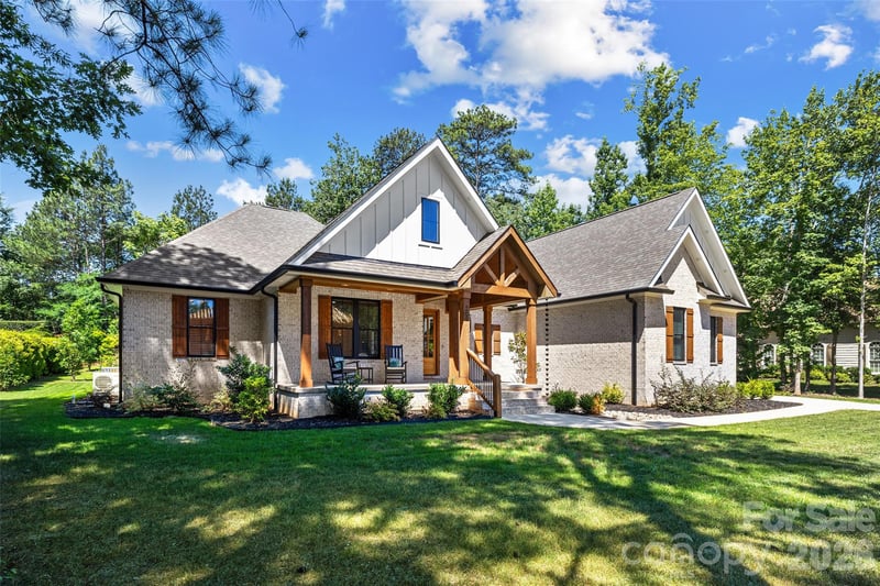 4255 Crepe Ridge Dr, Denver, NC 28037