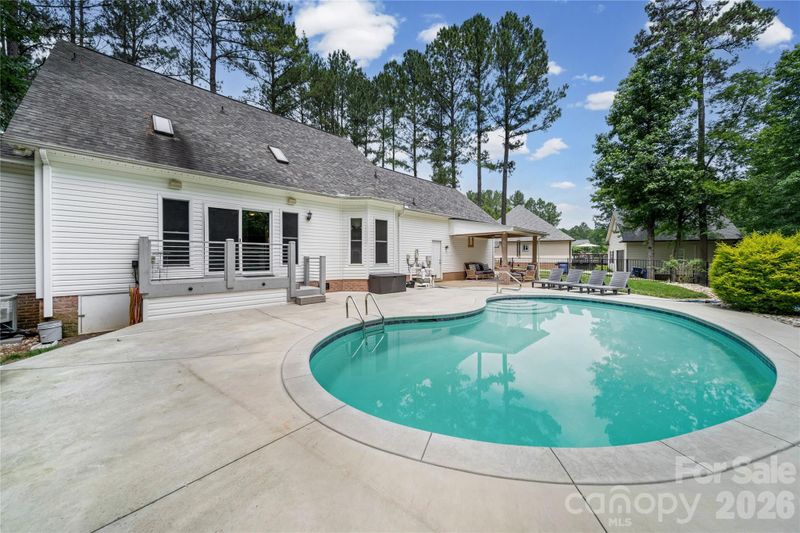 8871 Erbach Ln, Mount Pleasant, NC 28124