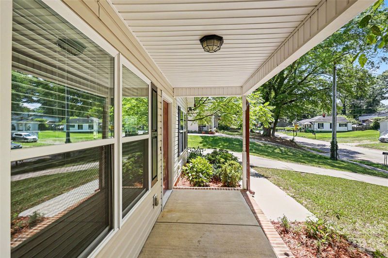 318 N Pryor St, Gastonia, NC 28052