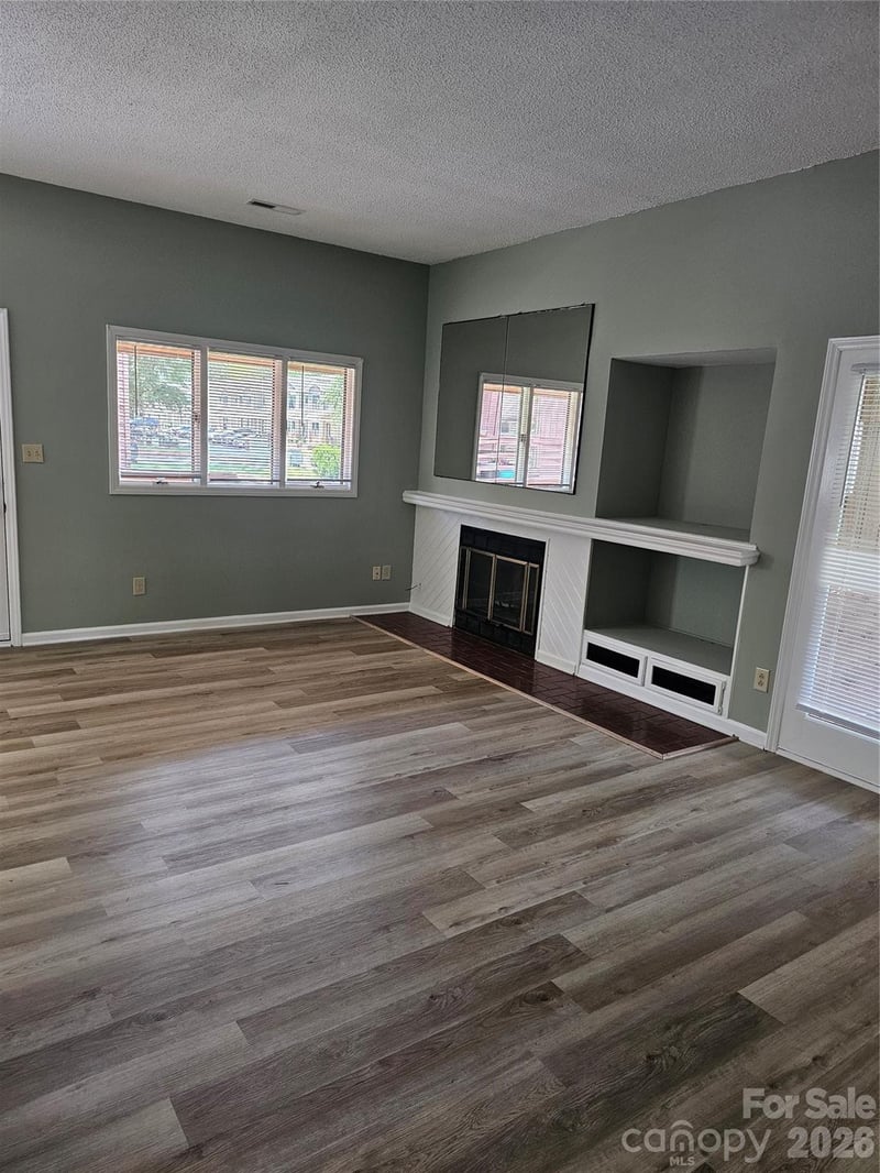 1831 J Julian Ln, Charlotte, NC 28208
