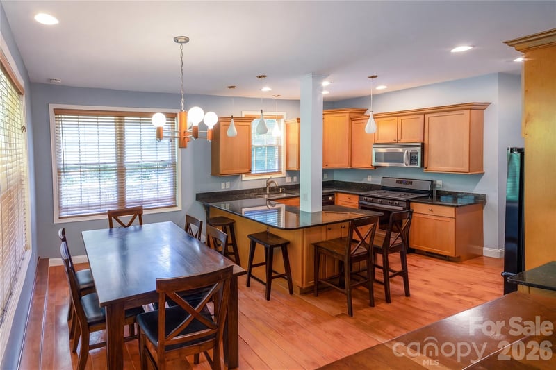 340 Old Haw Creek Rd, Asheville, NC 28805
