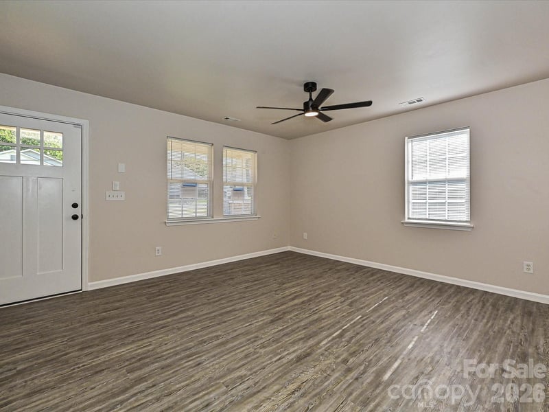 817 Wainwright Ave, Charlotte, NC 28206