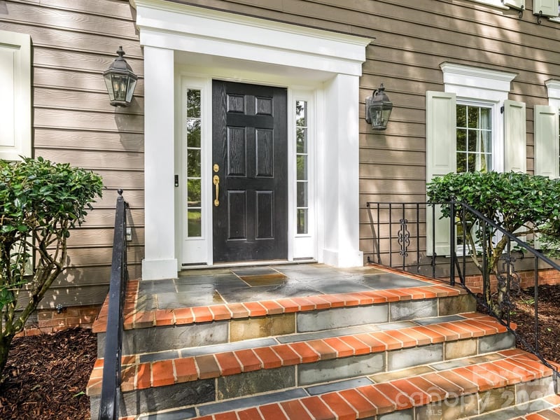 2901 Valencia Ter, Charlotte, NC 28211