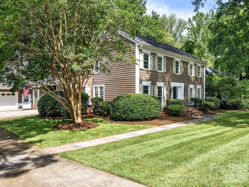 2901 Valencia Ter, Charlotte, NC 28211