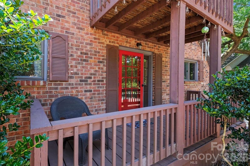 21021 Entrada Dr, Cornelius, NC 28031