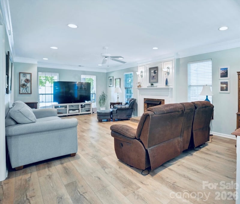 2908 Pinewood Hill Dr, Matthews, NC 28105