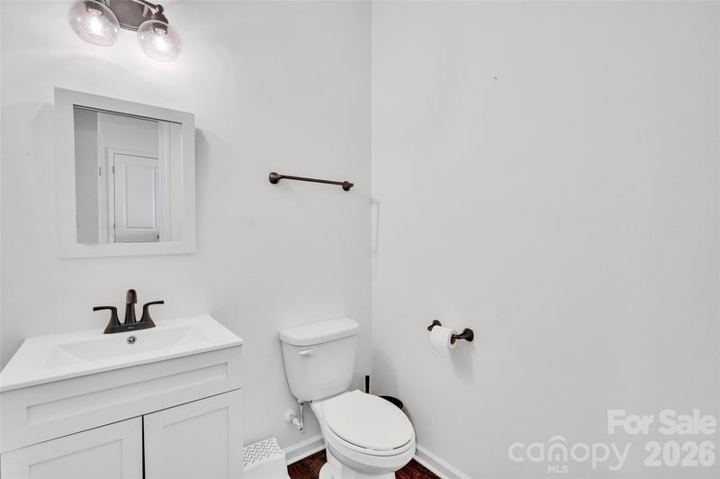 112 Kingsway Dr, Mooresville, NC 28115