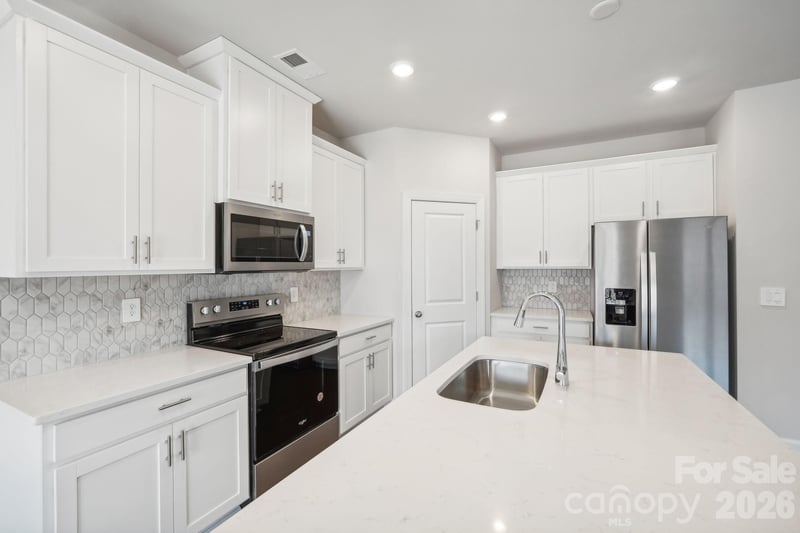 2415 Maxton Dr, Salisbury, NC 28144