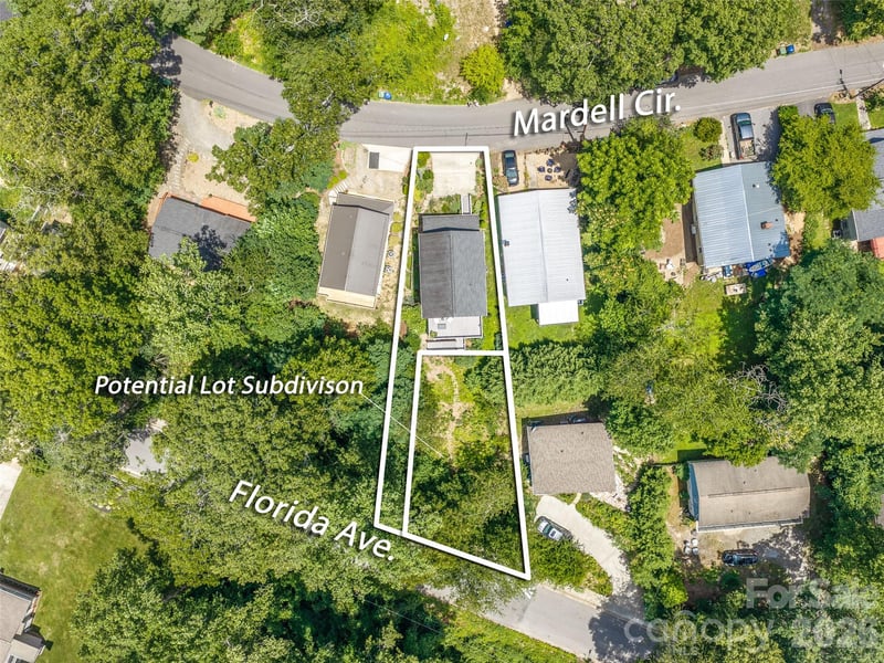 60 Mardell Cir, Asheville, NC 28806