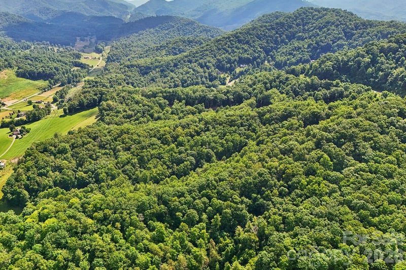 77 Traditions Way, Mars Hill, NC 28754
