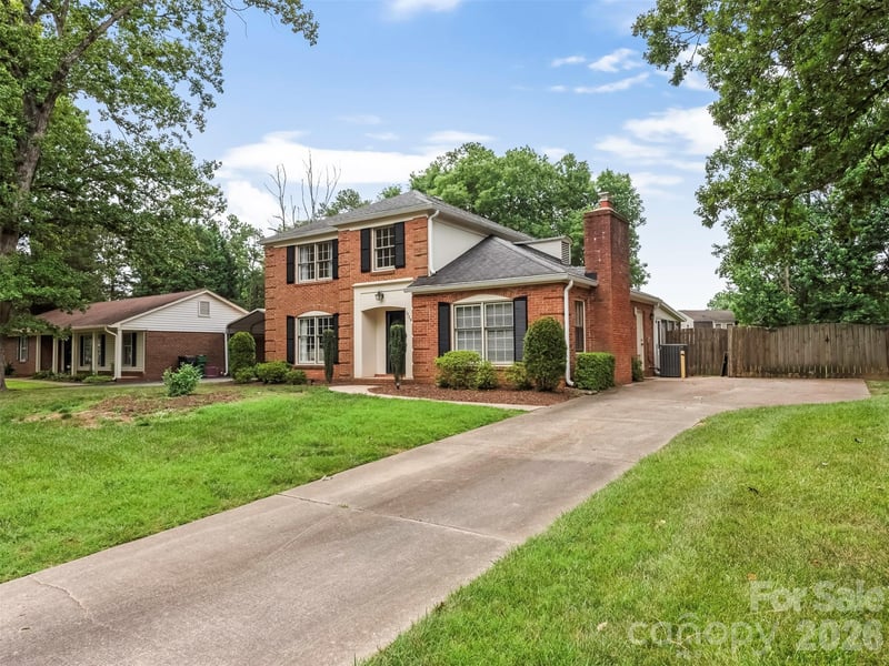 1429 Mcilroy Rd, Charlotte, NC 28212