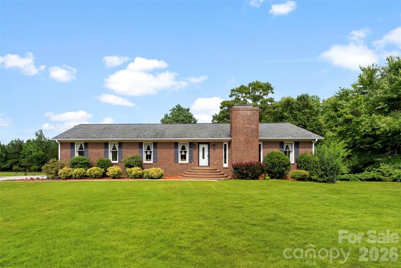 753 Patrick Rd, Gastonia, NC 28056