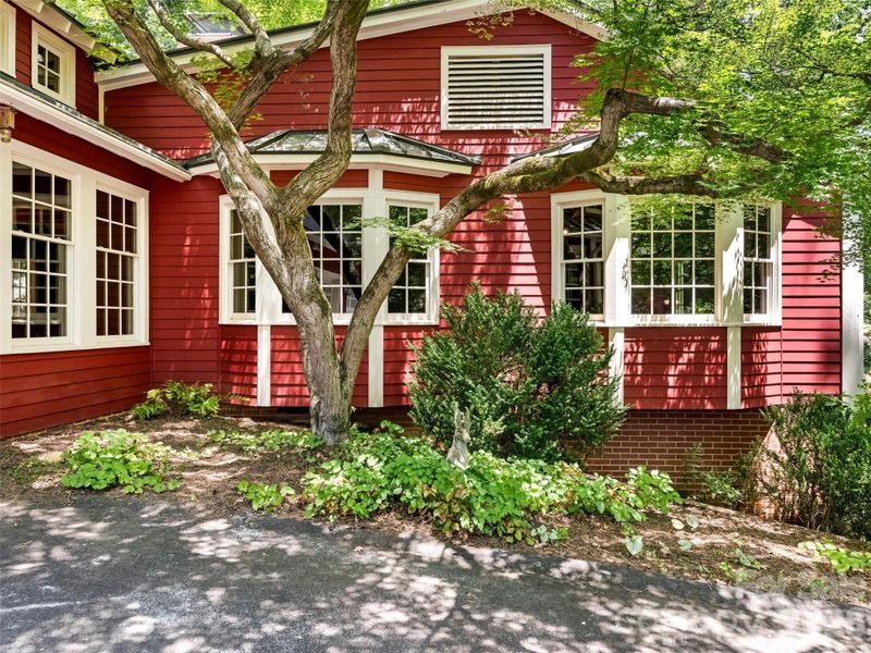 350 Shasta Ln, Charlotte, NC 28211