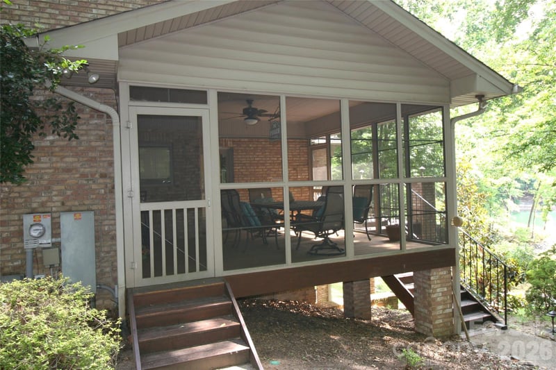 105 Quail Ln, Mooresville, NC 28117